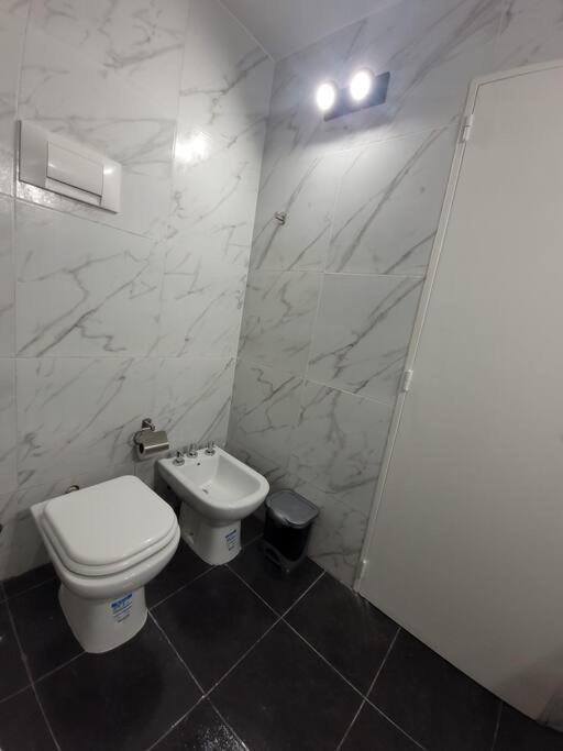 Appartamento Maipu 812 Apart - 5 F - Gran Ubicacion Buenos Aires Esterno foto